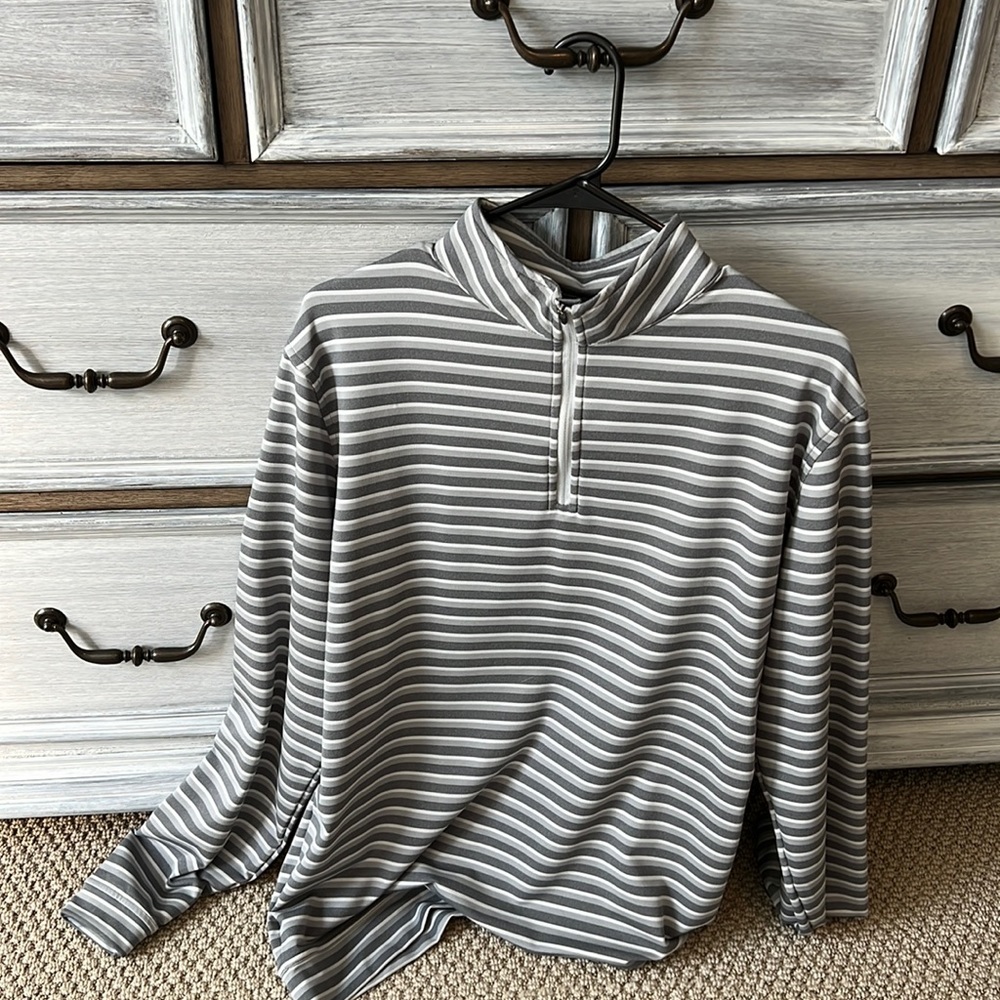 peter Millar crown sport size L